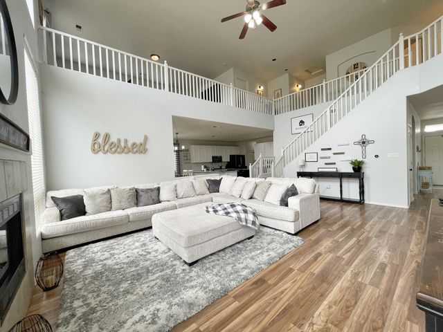 1613 Montiano Loop SE, Rio Rancho, NM 87124