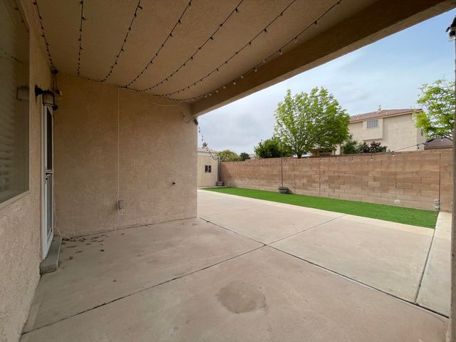 1613 Montiano Loop SE, Rio Rancho, NM 87124