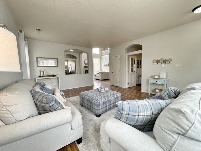 1613 Montiano Loop SE, Rio Rancho, NM 87124