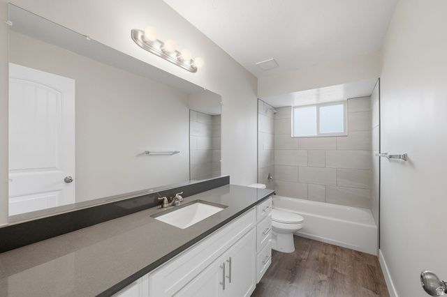 4909 W SAKURA CT, West Jordan, UT 84081