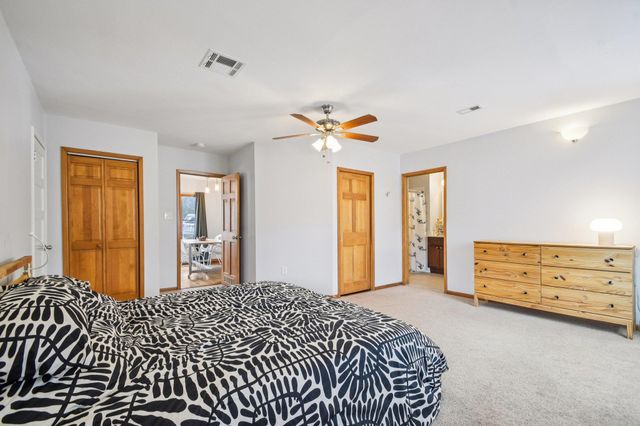 528 Old Mcdade RD, Elgin, TX 78621