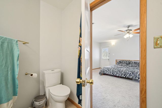 528 Old Mcdade RD, Elgin, TX 78621