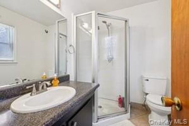 14 Westlyn Drive, Bardonia, NY 10954