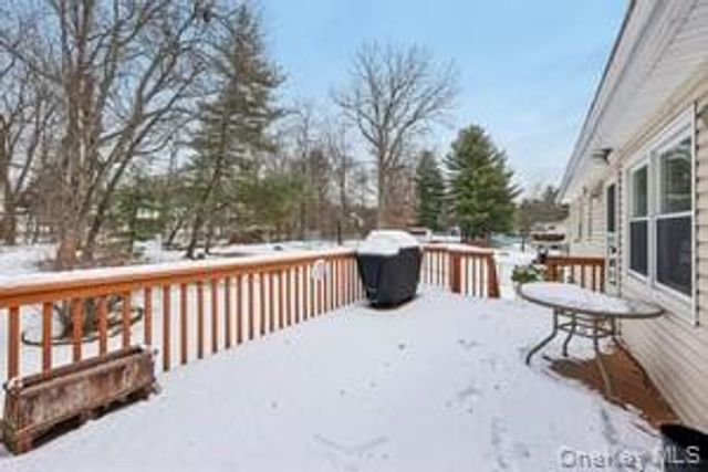 14 Westlyn Drive, Bardonia, NY 10954