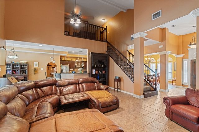 5921 King Trail, Corpus Christi, TX 78414
