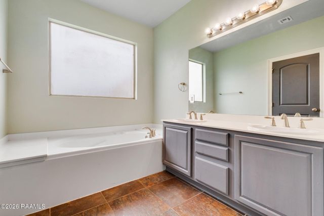 100 Bristow Bayou Road, Broussard, LA 70518