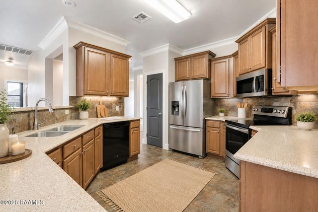 100 Bristow Bayou Road, Broussard, LA 70518