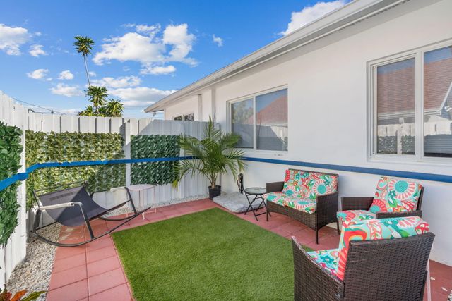 1539-1541 NE 15th Avenue, Fort Lauderdale, FL 33304