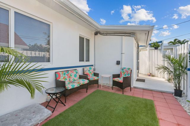 1539-1541 NE 15th Avenue, Fort Lauderdale, FL 33304