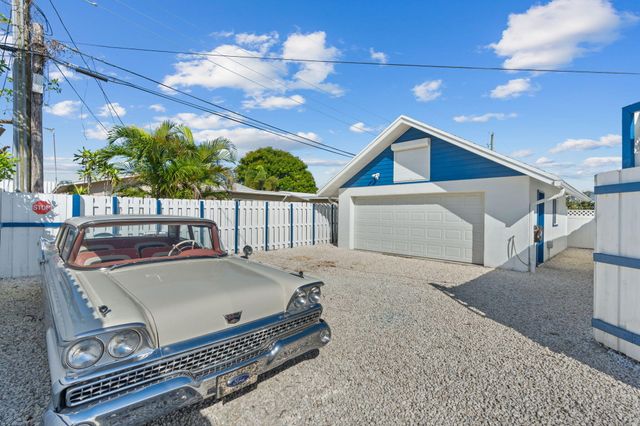 1539-1541 NE 15th Avenue, Fort Lauderdale, FL 33304