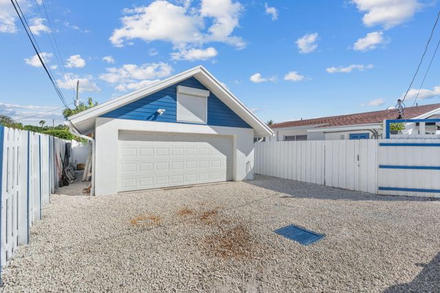 1539-1541 NE 15th Avenue, Fort Lauderdale, FL 33304