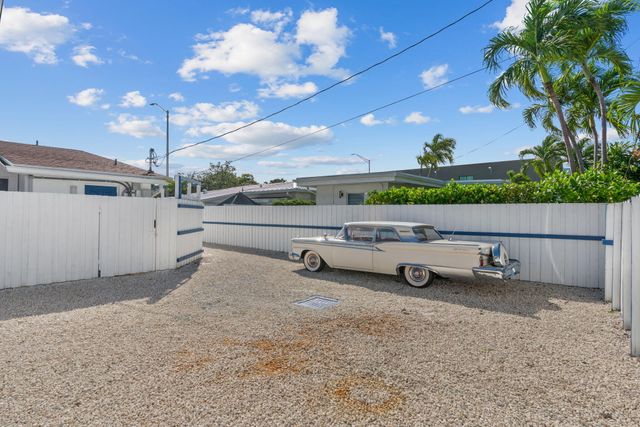 1539-1541 NE 15th Avenue, Fort Lauderdale, FL 33304