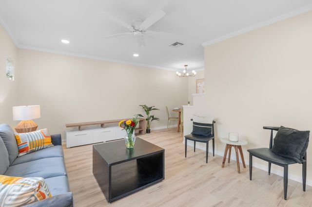 1539-1541 NE 15th Avenue, Fort Lauderdale, FL 33304