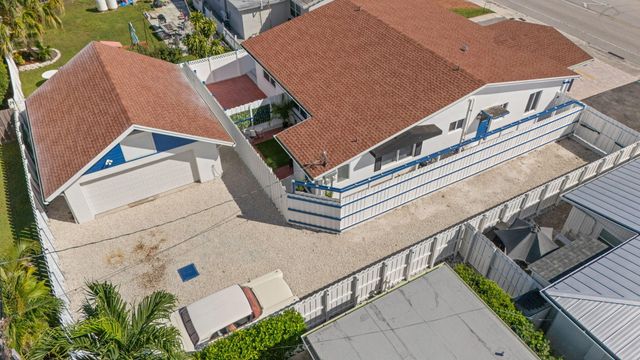 1539-1541 NE 15th Avenue, Fort Lauderdale, FL 33304