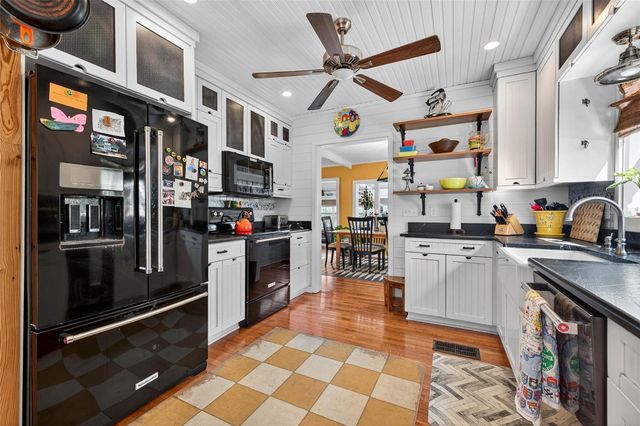 106 5TH AVENUE, St Pete Beach, FL 33706