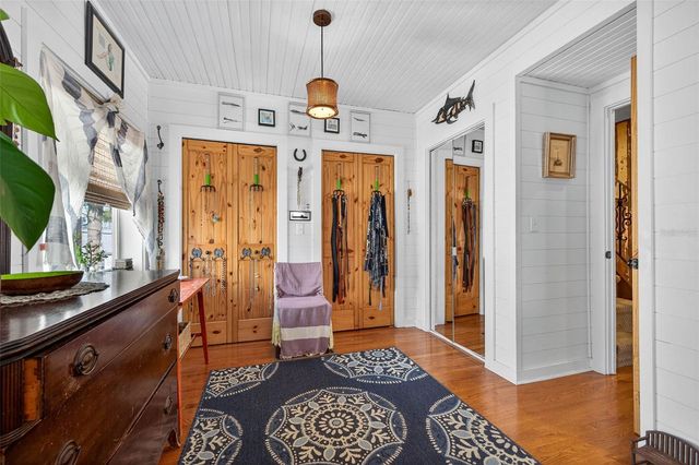 106 5TH AVENUE, St Pete Beach, FL 33706