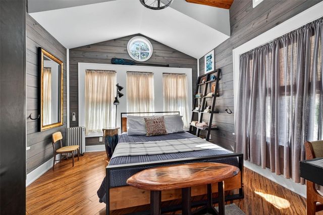 106 5TH AVENUE, St Pete Beach, FL 33706