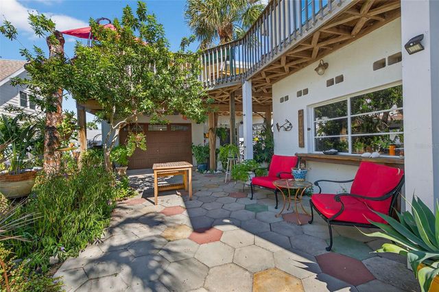 106 5TH AVENUE, St Pete Beach, FL 33706