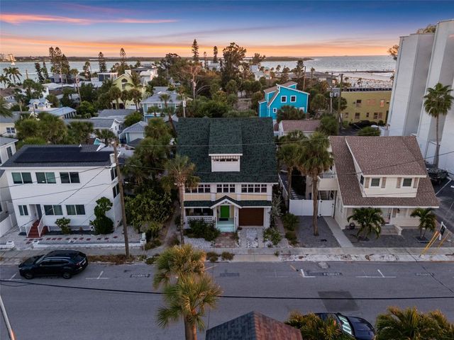 106 5TH AVENUE, St Pete Beach, FL 33706