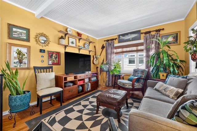 106 5TH AVENUE, St Pete Beach, FL 33706