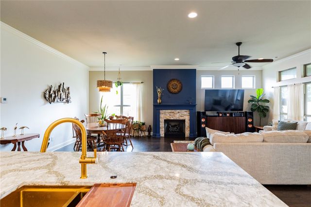1501 Crestwood Hills Lane, Cave Springs, AR 72718
