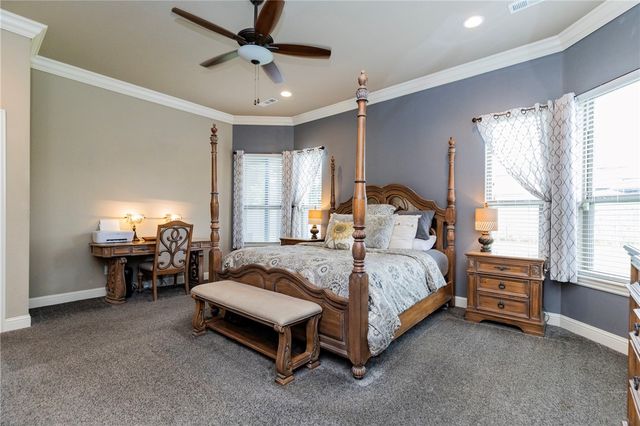 1501 Crestwood Hills Lane, Cave Springs, AR 72718
