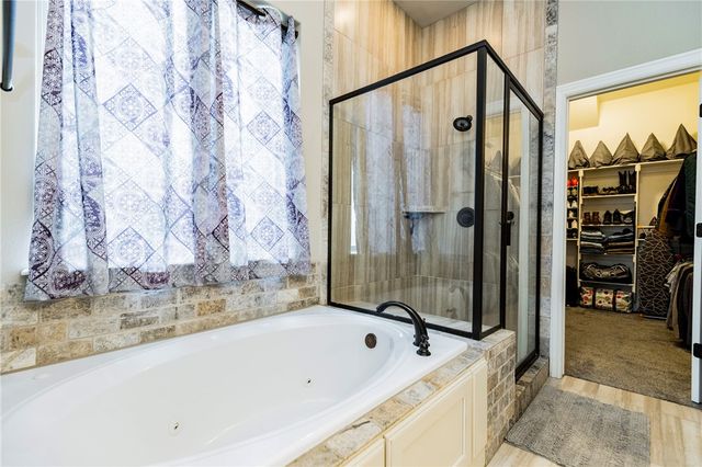 1501 Crestwood Hills Lane, Cave Springs, AR 72718
