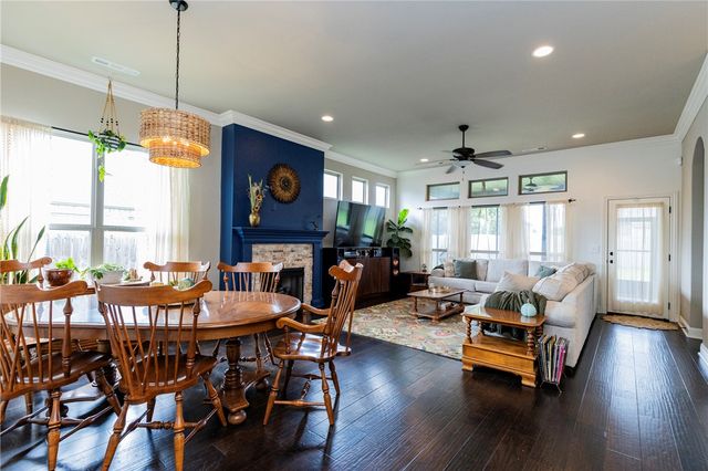 1501 Crestwood Hills Lane, Cave Springs, AR 72718