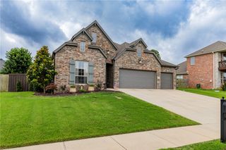 1501 Crestwood Hills Lane, Cave Springs, AR 72718