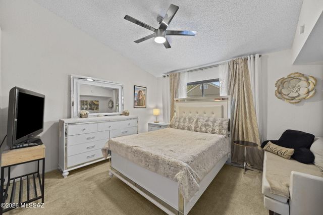 10095 E Autumnwind Place, Tucson, AZ 85730