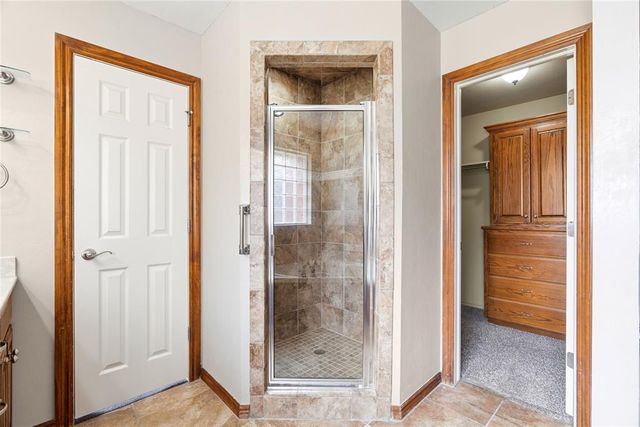 10204 SW 25th Street, Yukon, OK 73099