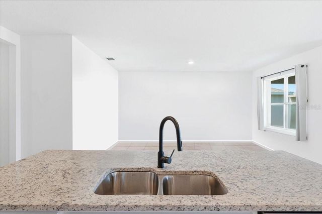 629 GRIFFON AVENUE, Lake Alfred, FL 33850