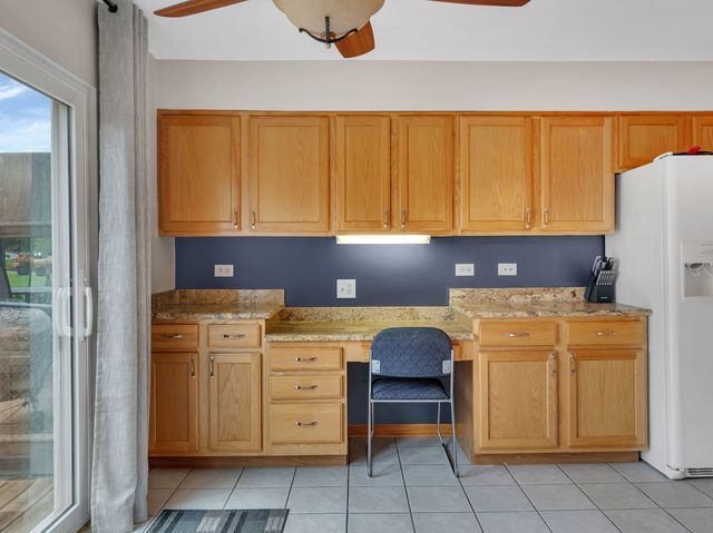 1675 Nelson Road, New Lenox, IL 60451