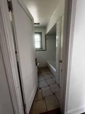 944 ALICE AVE, Memphis, TN 38106