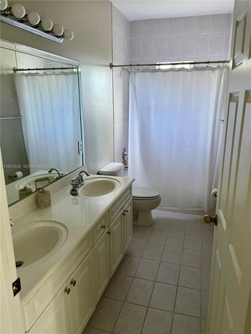 3121 SE 2nd Dr, Homestead, FL 33033