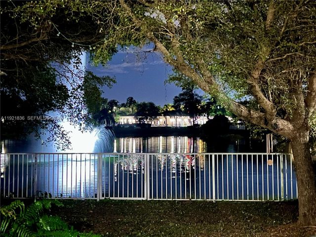 3121 SE 2nd Dr, Homestead, FL 33033