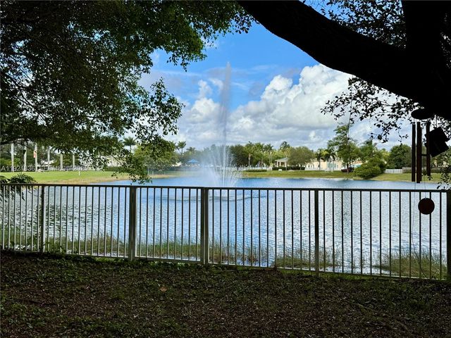 3121 SE 2nd Dr, Homestead, FL 33033