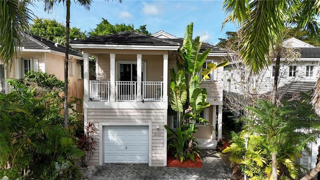 3121 SE 2nd Dr, Homestead, FL 33033