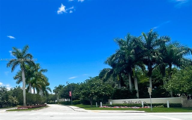 3121 SE 2nd Dr, Homestead, FL 33033