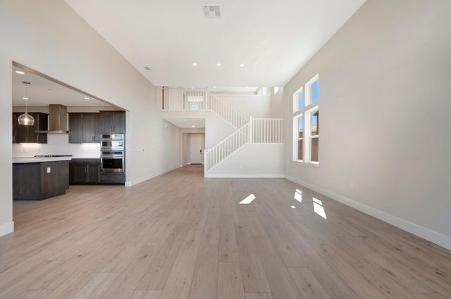 916 Caprock Ln, Bickford Ranch, CA 95648