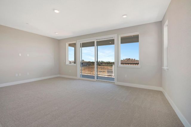 916 Caprock Ln, Bickford Ranch, CA 95648