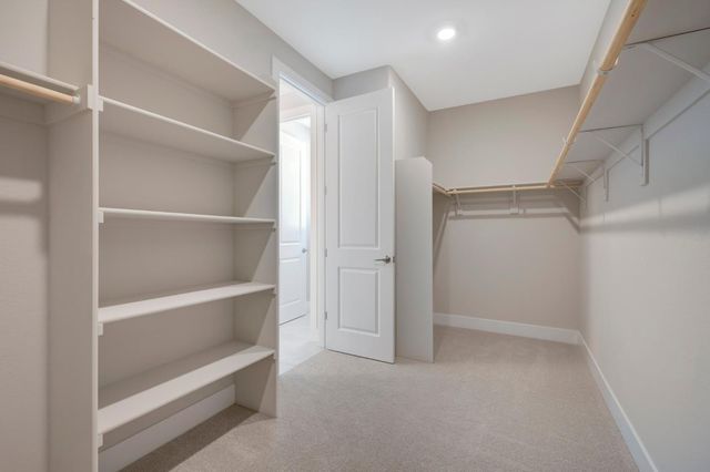 916 Caprock Ln, Bickford Ranch, CA 95648