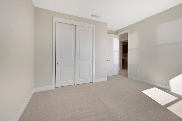 916 Caprock Ln, Bickford Ranch, CA 95648