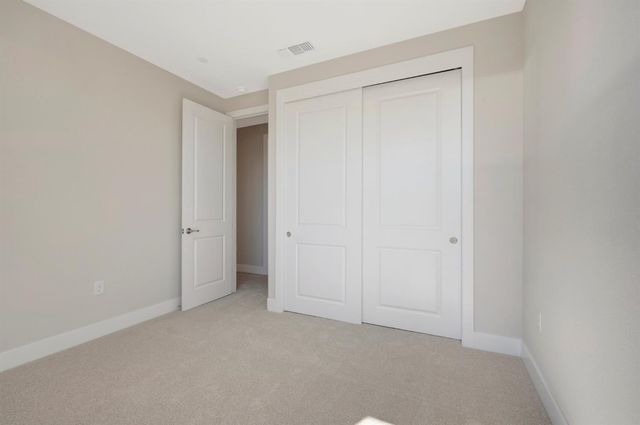 916 Caprock Ln, Bickford Ranch, CA 95648
