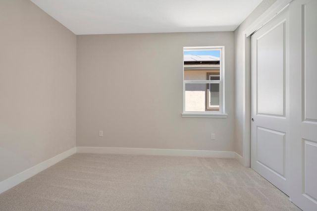 916 Caprock Ln, Bickford Ranch, CA 95648
