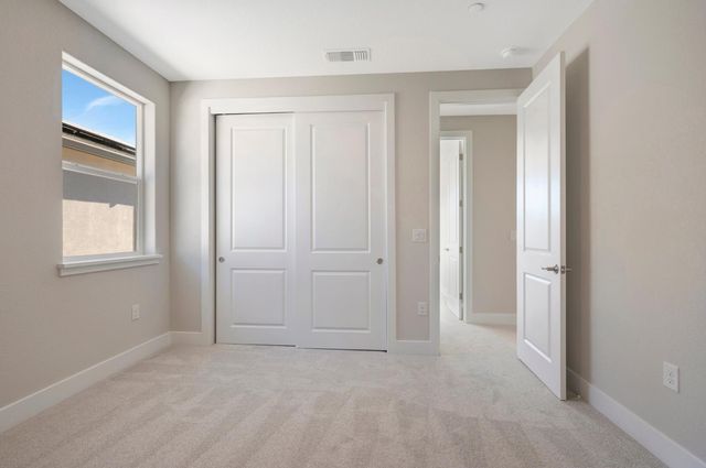916 Caprock Ln, Bickford Ranch, CA 95648