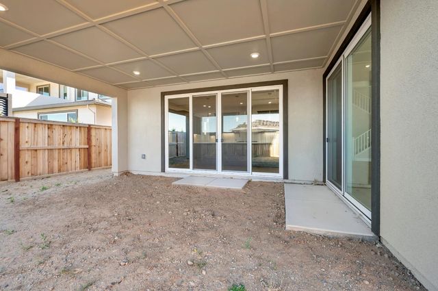 916 Caprock Ln, Bickford Ranch, CA 95648