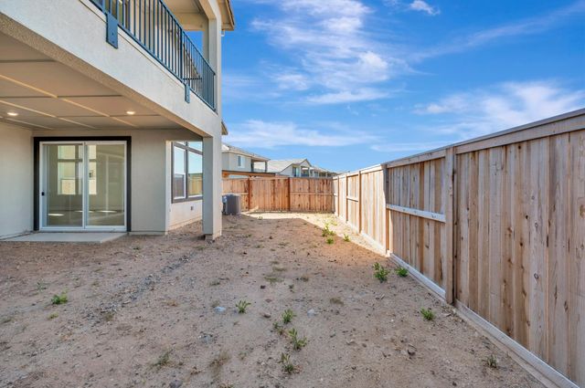 916 Caprock Ln, Bickford Ranch, CA 95648