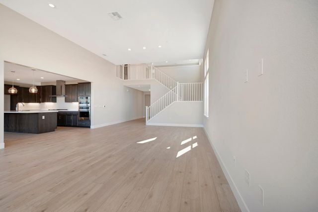 916 Caprock Ln, Bickford Ranch, CA 95648