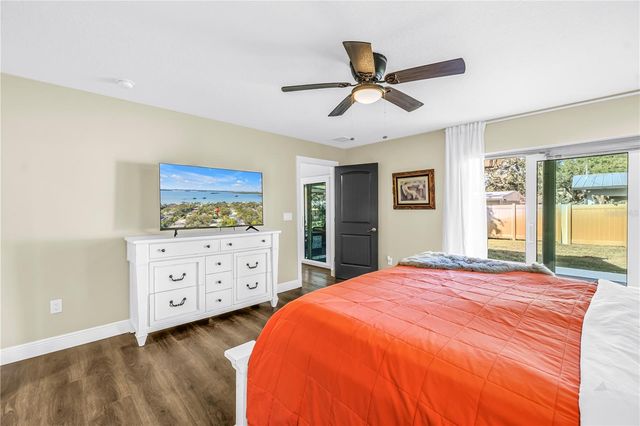 8261 28TH AVENUE N, St Petersburg, FL 33710